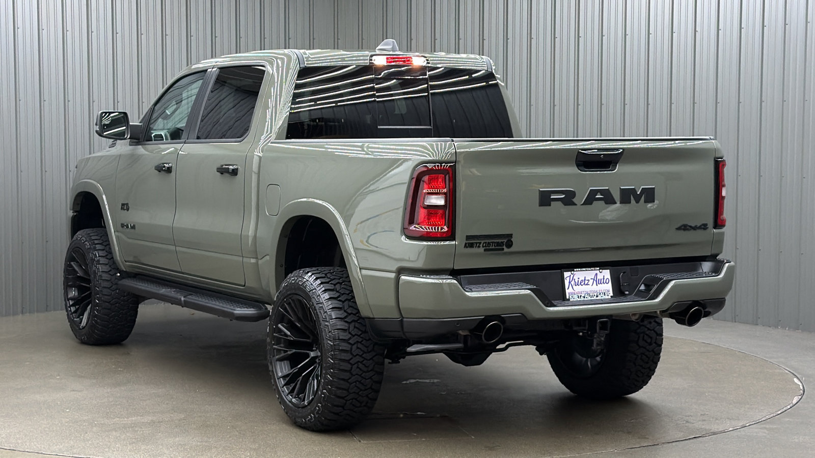 Used 2026 RAM 1500 Big Horn AWD/4WD image 3