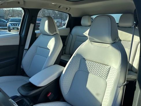 New 2026 Nissan Leaf Platinum+ image 5