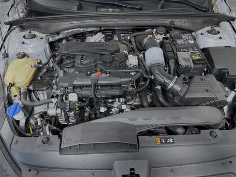 Used 2024 Kia K5 GT-Line image 28