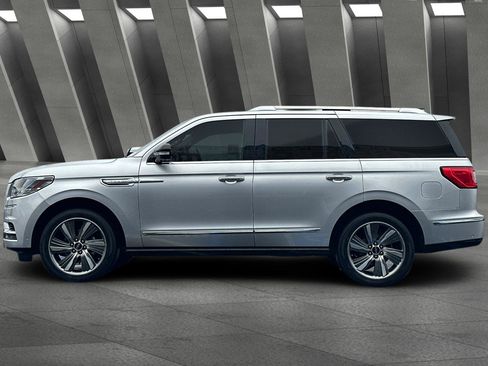 Used 2019 Lincoln Navigator Reserve image 7