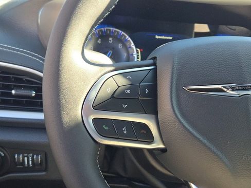 New 2026 Chrysler Pacifica Select image 33