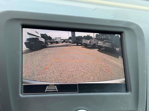 Used 2024 Chevrolet Equinox LT FWD image 4
