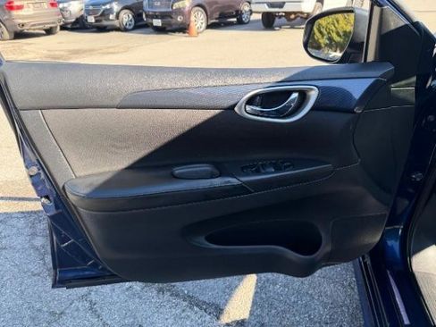 Used 2019 Nissan Sentra SR image 15