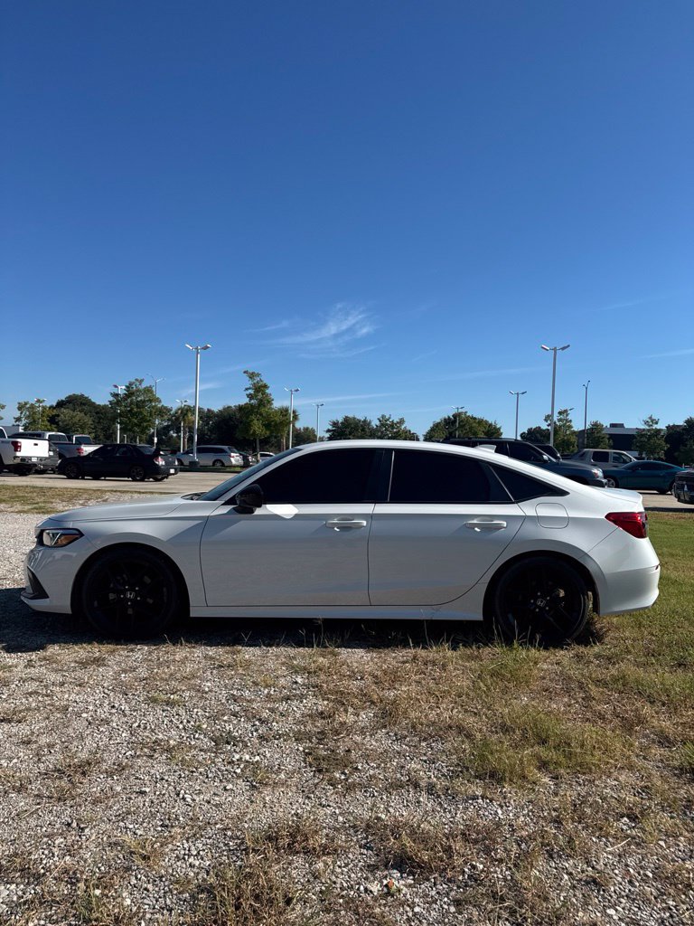 Used 2024 Honda Civic Sport image 8