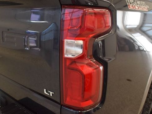 Used 2022 Chevrolet Silverado 1500 LT Trail Boss w/ Protection Package AWD/4WD image 12