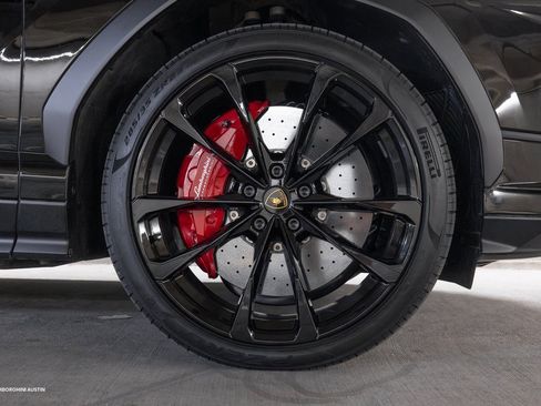 Used 2024 Lamborghini Urus S image 18
