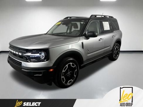 Used 2023 Ford Bronco Sport Outer Banks w/ Tech Package AWD/4WD image 1