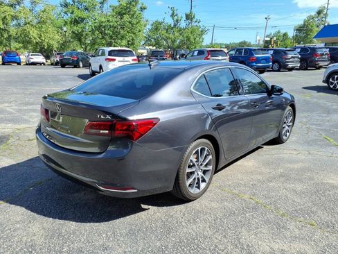 Used 2015 Acura TLX V6 w/ Technology Package FWD image 3