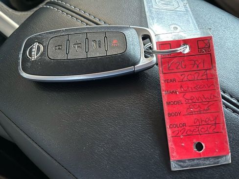 Used 2024 Nissan Sentra SV image 28