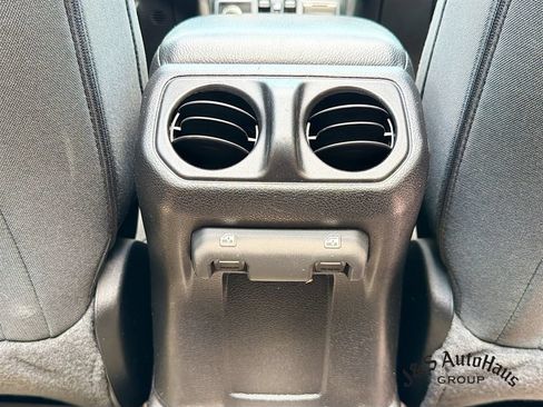 Used 2021 Jeep Wrangler Unlimited Sport AWD/4WD image 29