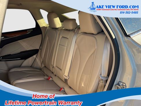 Used 2018 Lincoln MKC Select image 42