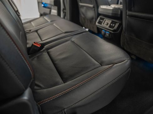 Used 2022 Ford F150 Lariat w/ Equipment Group 502A High image 39