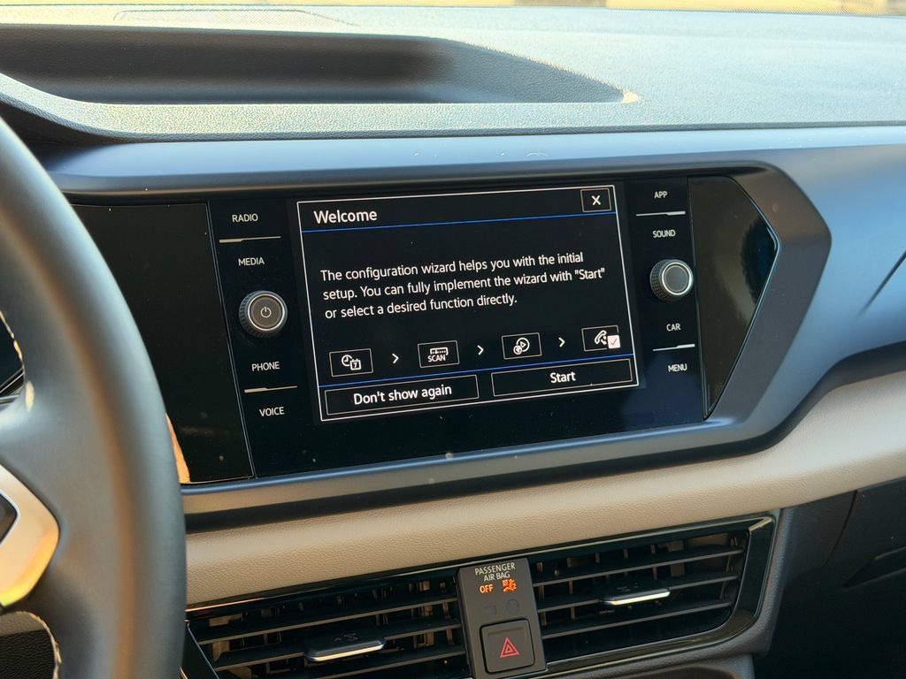 Certified 2023 Volkswagen Taos SE AWD/4WD image 15