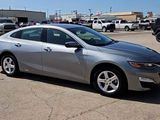 Used 2023 Chevrolet Malibu LT image 2