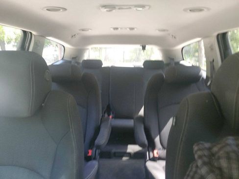 Used 2014 Chevrolet Traverse LT FWD image 32