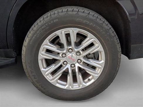 Used 2022 GMC Yukon SLE w/ Gmc Pro Safety Plus Package image 5