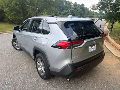 Used 2025 Toyota RAV4 XLE AWD/4WD image 14
