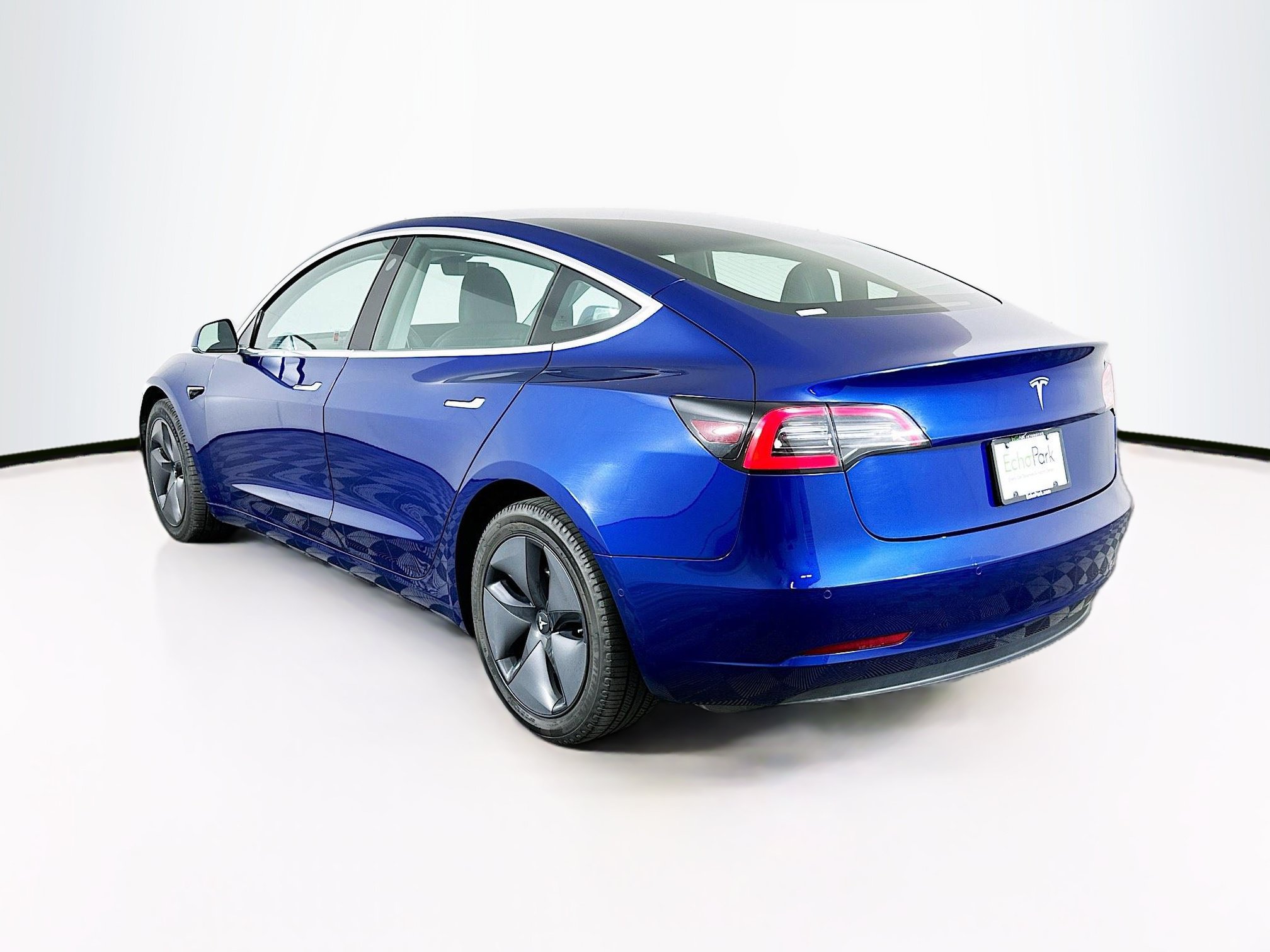 Used 2020 Tesla Model 3 Standard Range Plus RWD image 5