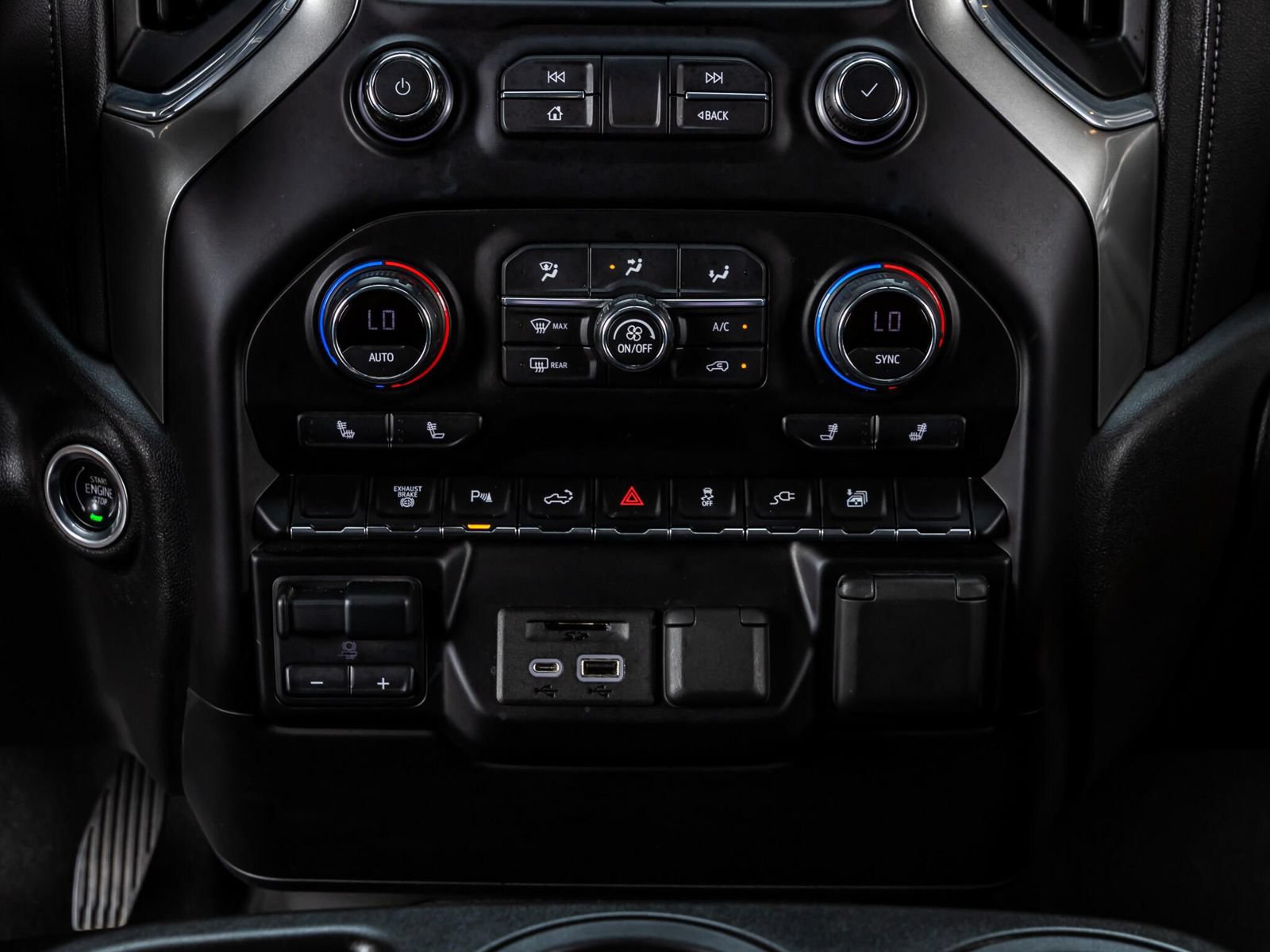 Used 2021 Chevrolet Silverado 2500 LT w/ All Star Edition AWD/4WD image 23