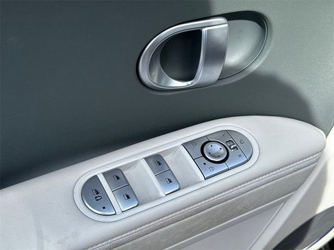 Used 2023 Hyundai Ioniq 5 SEL w/ Cargo Package image 9