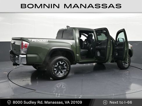 Used 2021 Toyota Tacoma TRD Off-Road image 36