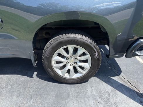 Used 2021 Chevrolet Silverado 1500 Custom AWD/4WD image 26
