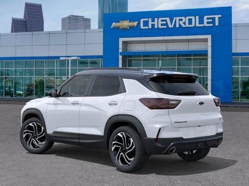 New 2026 Chevrolet TrailBlazer RS w/ Convenience Package FWD image 3