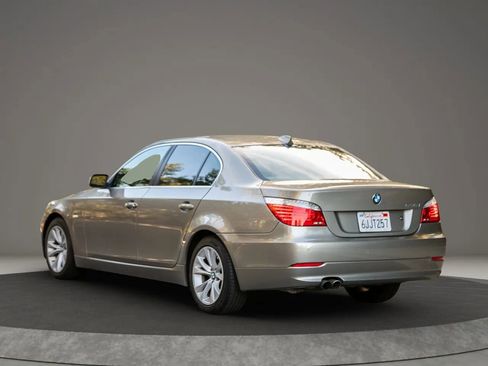 Used 2010 BMW 535i Sedan image 6