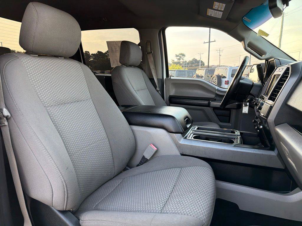 Used 2018 Ford F150 XLT w/ Equipment Group 302A Luxury AWD/4WD image 23
