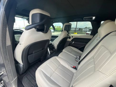 Used 2022 Land Rover Range Rover Sport HSE Silver Edition AWD/4WD image 3