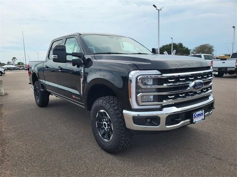 New 2026 Ford F250 Lariat w/ Tremor Off-Road Package image 10