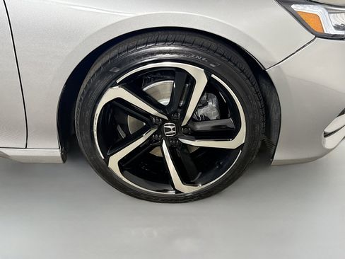 Used 2020 Honda Accord Sport image 32
