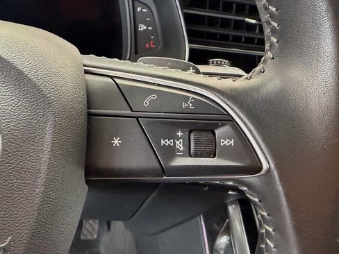 Used 2019 Audi Q8 Premium Plus w/ Premium Plus image 47