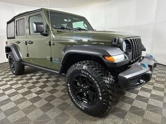 Used 2023 Jeep Wrangler Unlimited w/ 8.4" Radio Group AWD/4WD video 2