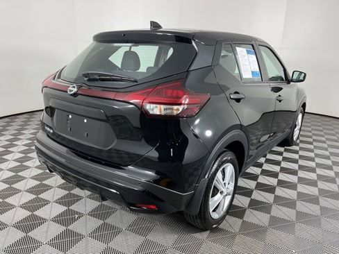 Used 2024 Nissan Kicks S image 10