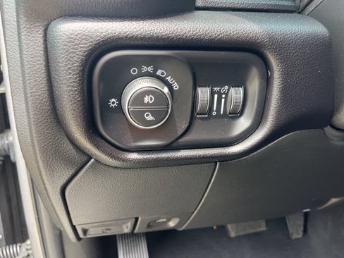 Used 2024 RAM 2500 Laramie AWD/4WD image 17