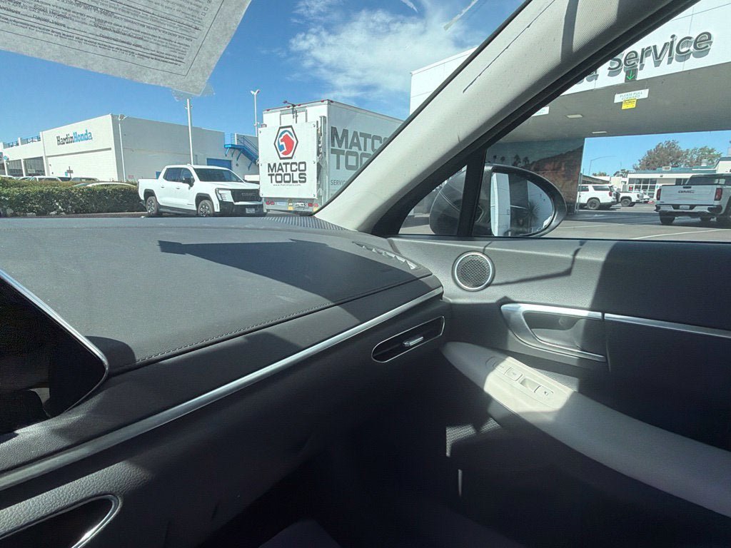 Used 2023 Hyundai Sonata Blue FWD image 11