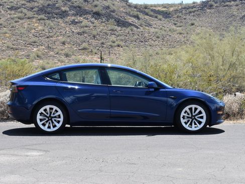 Used 2023 Tesla Model 3 Long Range AWD/4WD image 9