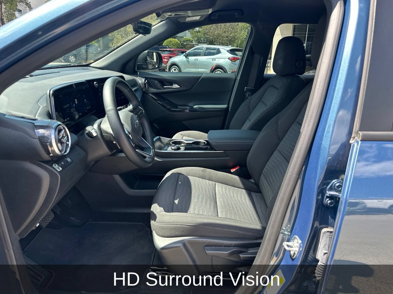 Used 2026 Chevrolet Equinox LT w/ Midnight Edition FWD image 9