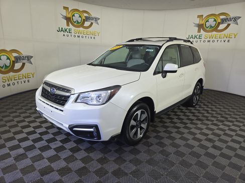 Used 2018 Subaru Forester 2.5i Premium AWD/4WD image 3