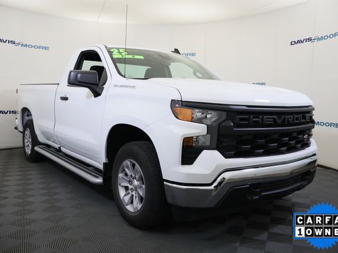 Used 2025 Chevrolet Silverado 1500 W/T image 3