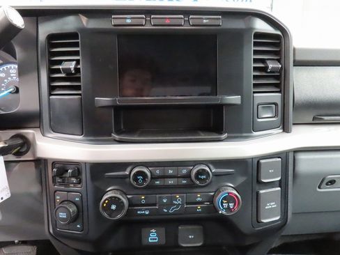 Used 2023 Ford F450 XLT image 13