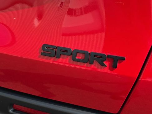 Certified 2026 Honda HR-V Sport image 8