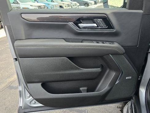 New 2026 GMC Yukon Elevation w/ Elevation Premium Package image 13