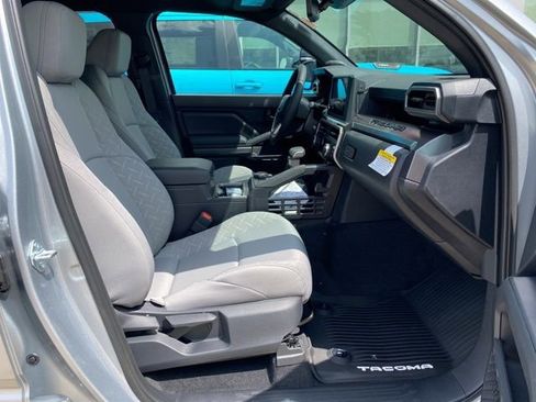 New 2026 Toyota Tacoma SR5 AWD/4WD image 15