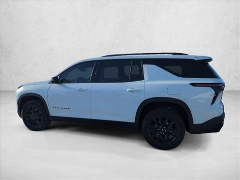 Used 2024 Chevrolet Traverse LT w/ Midnight/Sport Edition FWD image 6