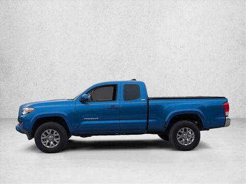 Used 2016 Toyota Tacoma SR5 image 8