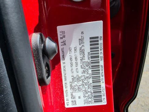 Used 2023 Toyota Tacoma TRD Sport AWD/4WD image 9
