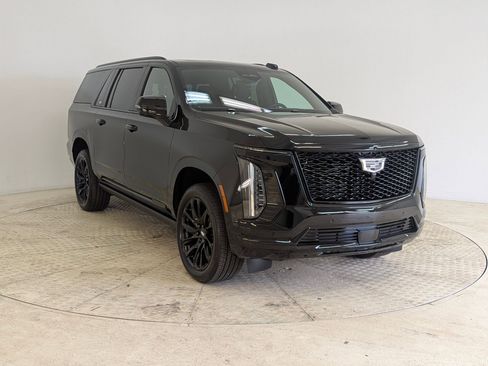 New 2026 Cadillac Escalade ESV Sport w/ LPO, ONYX Package image 7