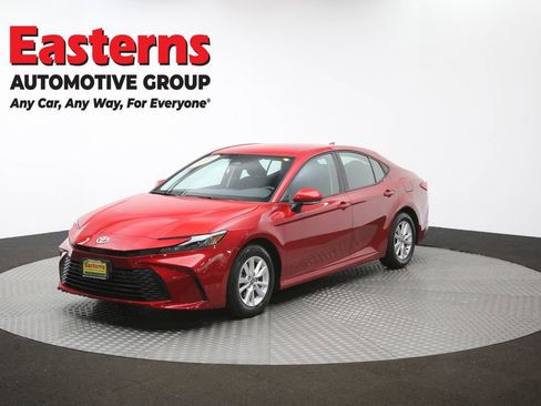 Used 2025 Toyota Camry SE FWD image 53